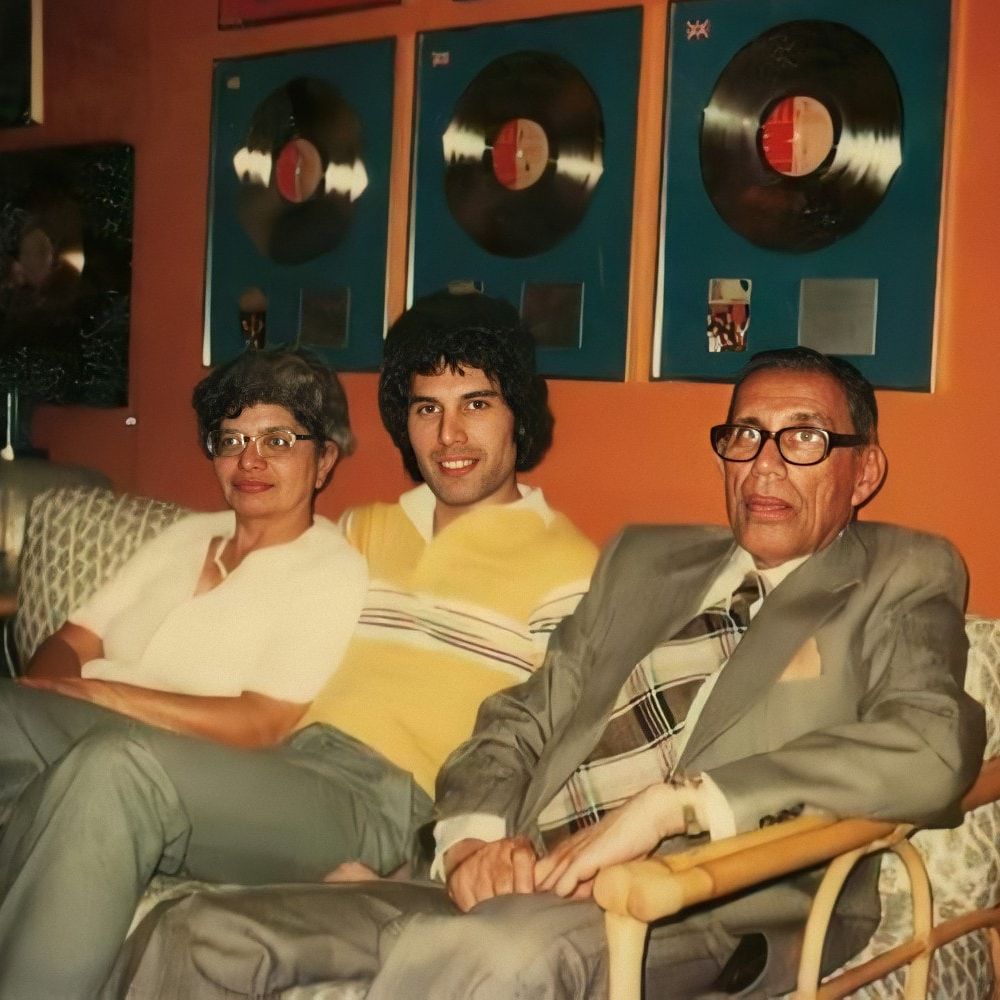 Gerçek Adı