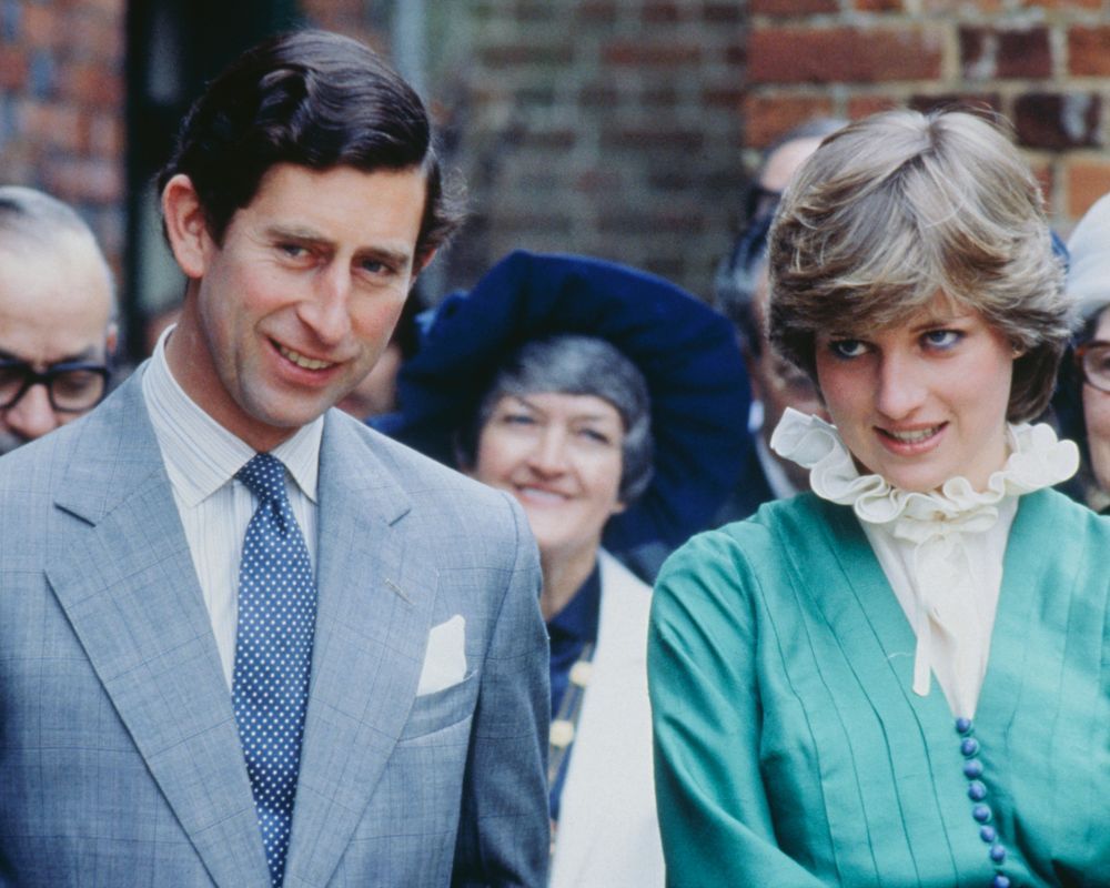 O Príncipe Carlos encontra-se com Lady Diana