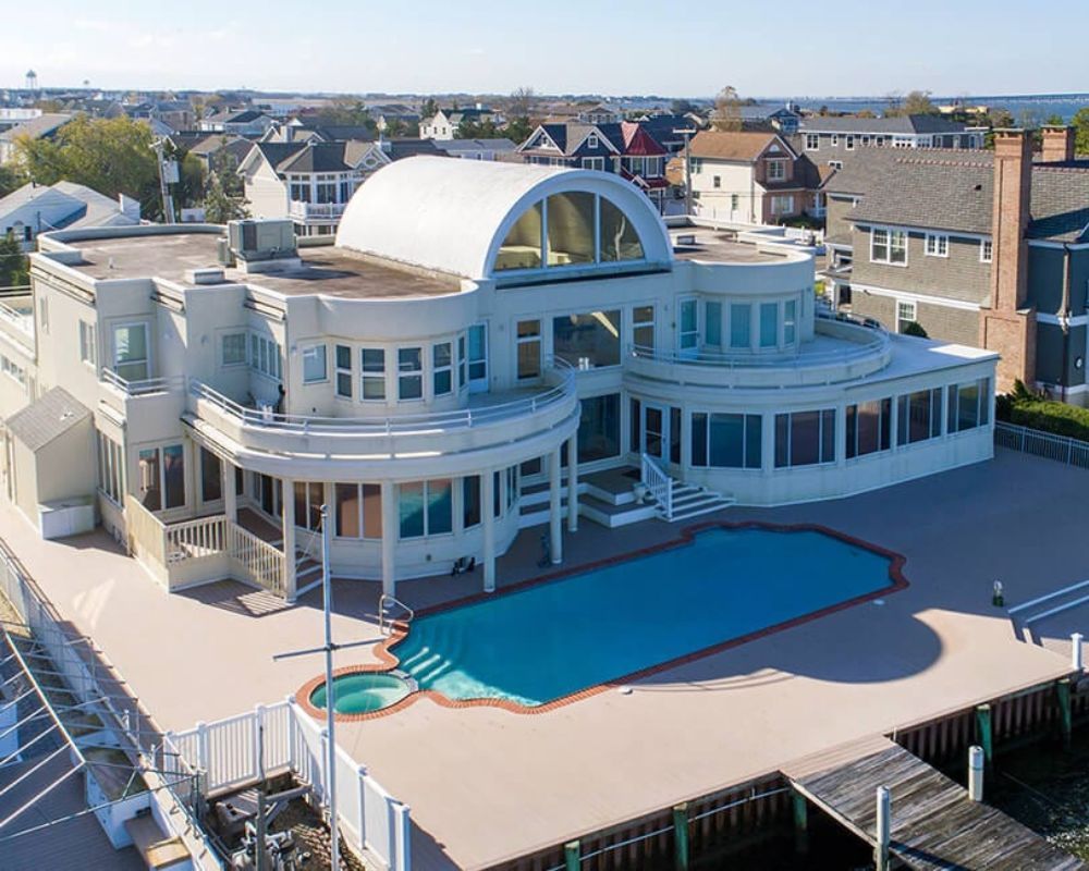 Joe Pesci's Estate in New Jersey