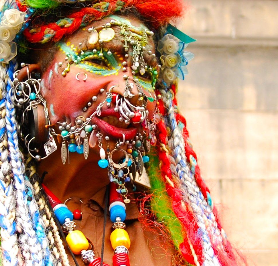 Mais Piercings no Corpo