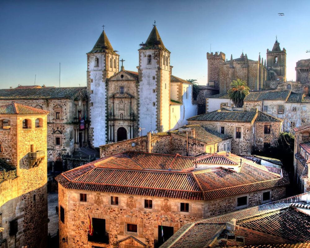 #18. Spain — GDP per Capita: $35,789