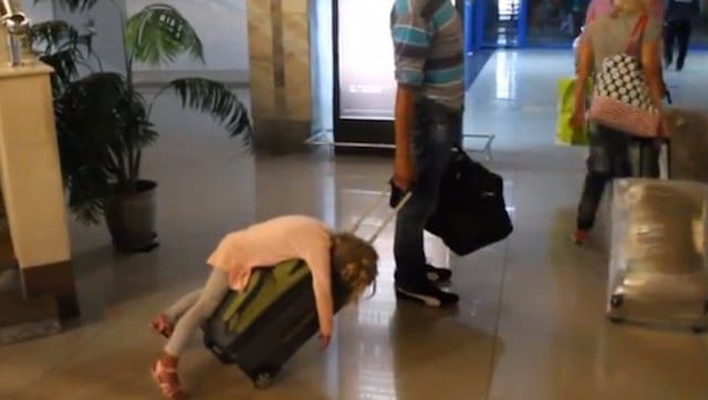 Piggyback On the Luggage