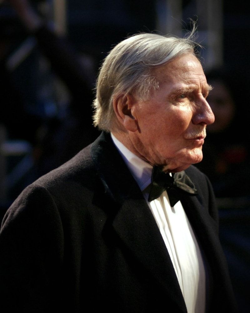 Leslie Phillips