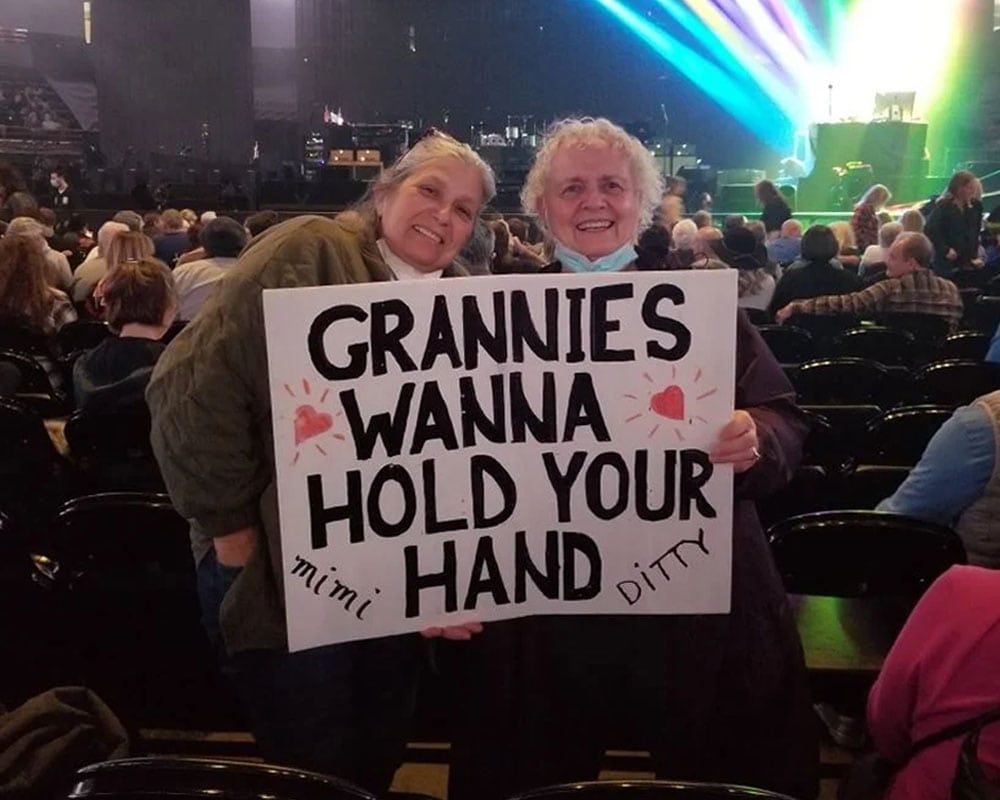 Hold Granny's Hand!