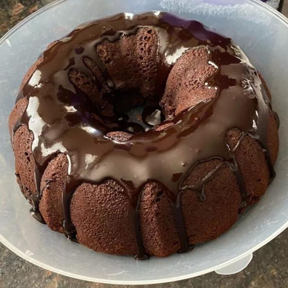 Tunnel of Fudge Cake: The Vintage Dessert That Never Goes Out of Style