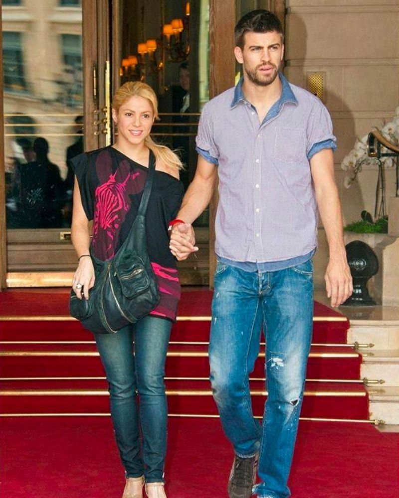 Shakira // 5’2”