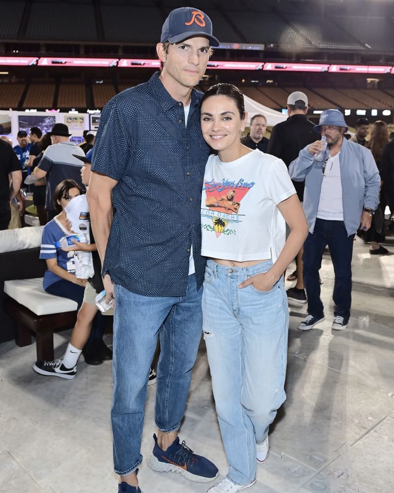 Mila Kunis //5'4"
