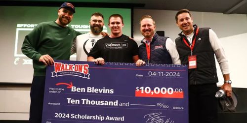 Jason Kelce Awards Cincinnati Student with Scholarship
