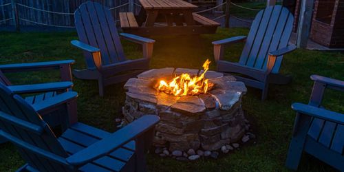 Transform Your Backyard Into a Cozy Fire Pit Oasis: Discover How