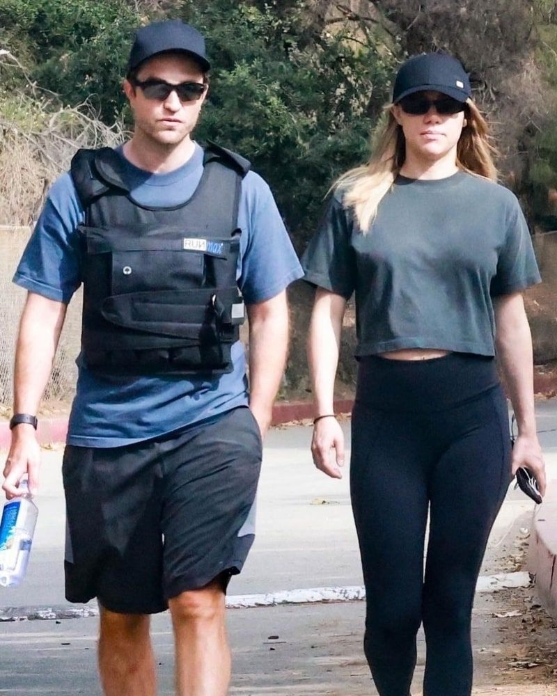 Suki Waterhouse und Robert Pattinson